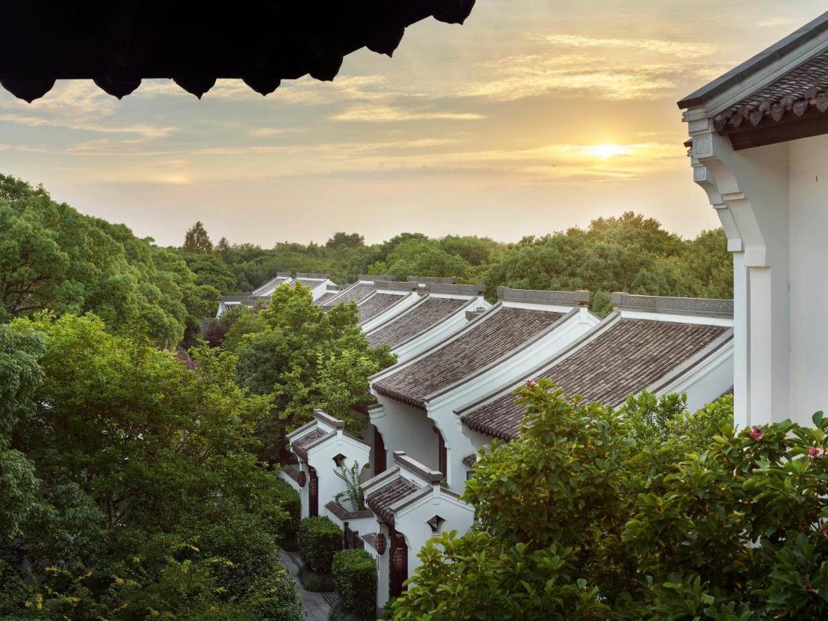 Banyan Tree Hangzhou Bagian luar foto