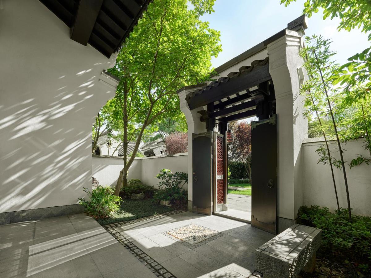 Banyan Tree Hangzhou Bagian luar foto