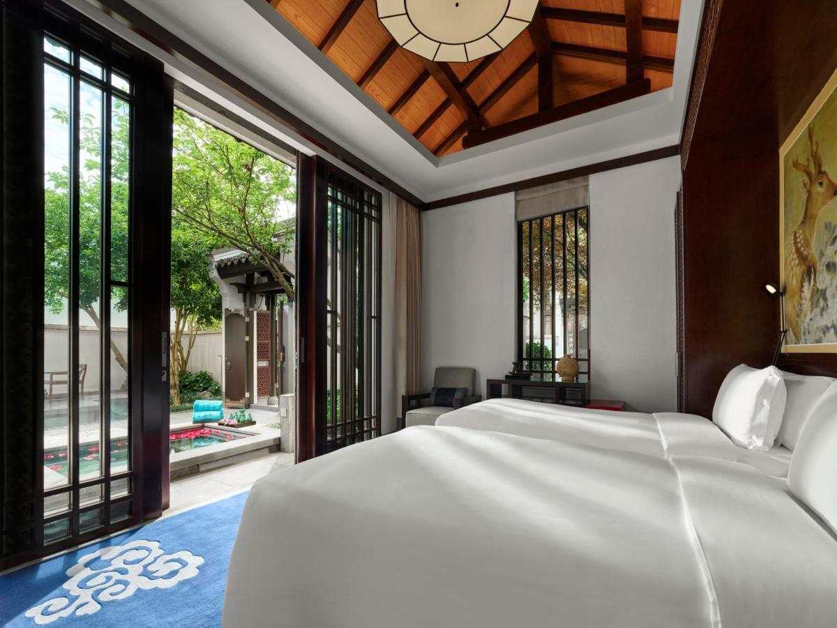 Banyan Tree Hangzhou Bagian luar foto